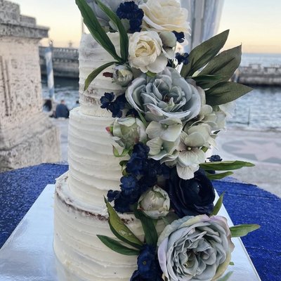Wedding Cake Package 