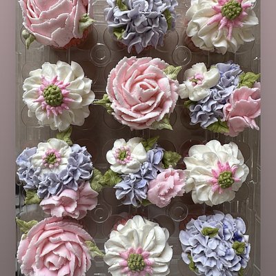 Mother’s Day cupcakes 