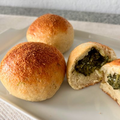 Spinach & Artichoke Stuffed Buns