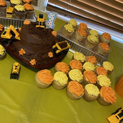 Custom Cupcakes! 