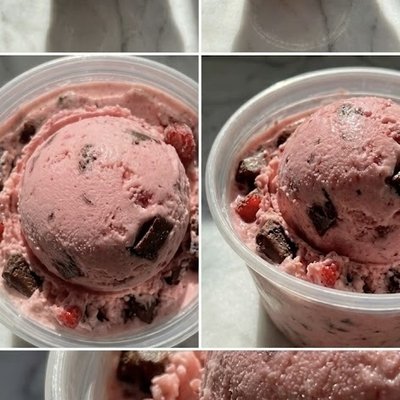 Chocolate Fudge Covered Strawberry 