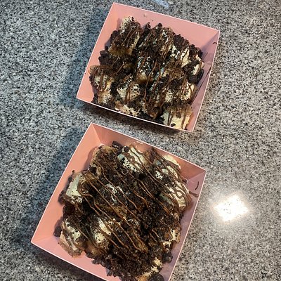 Chopped cheesecake tray (ADDED TOPPINGS) 