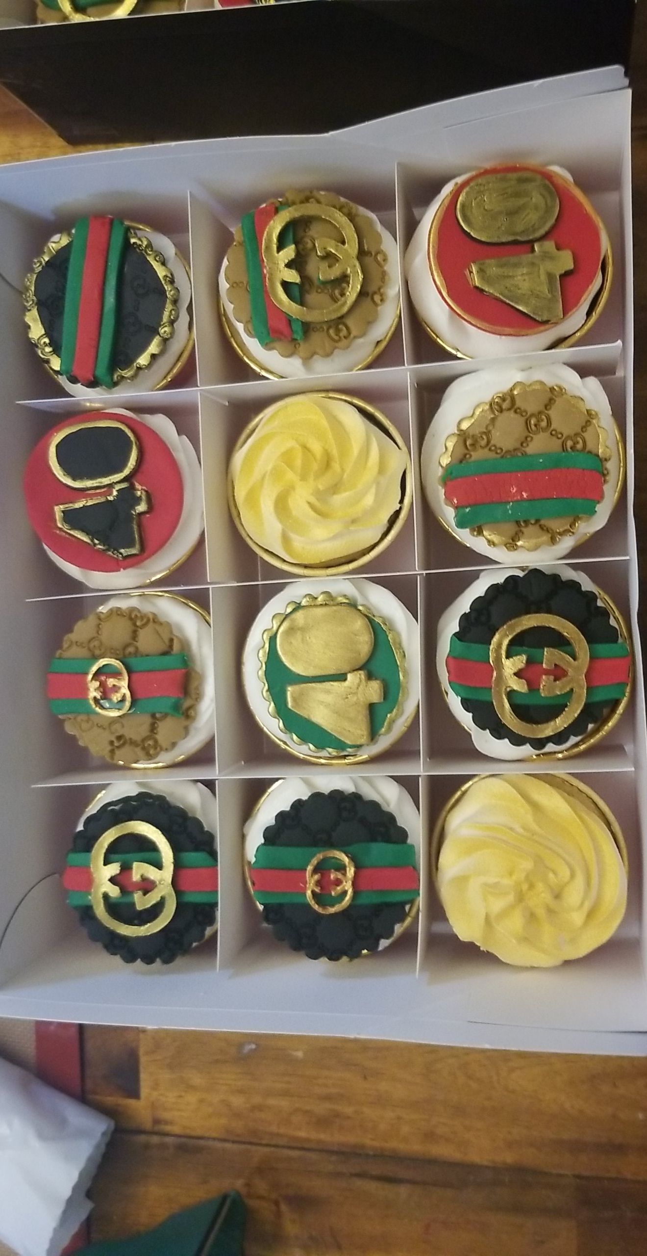 Custom Cupcakes 