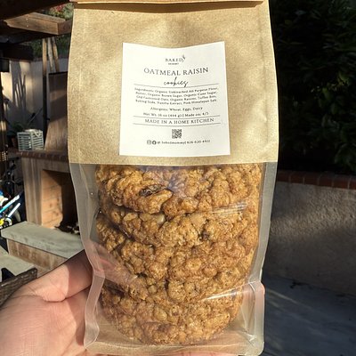 Oatmeal Raisin Cookies (Dozen)