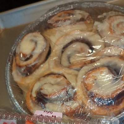 Half dozen Cinnamon Rolls Tray