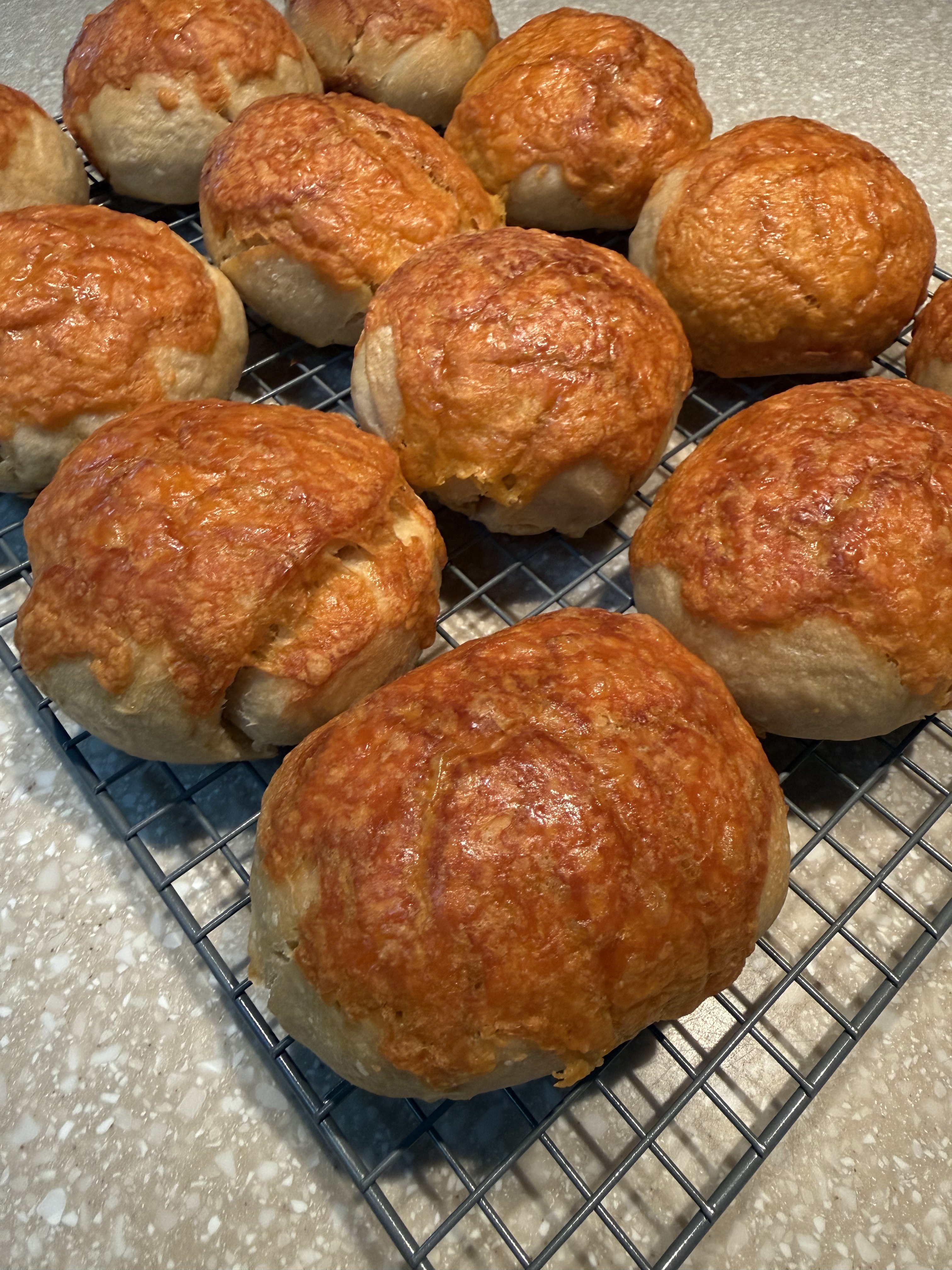 Cheddar Sourdough Bagels (6 Pk)