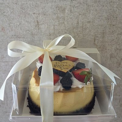 Chocoflan With Mixed Berries 