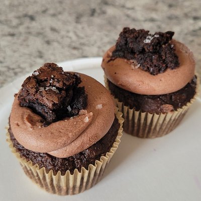 Salted Brownie Cupcakes