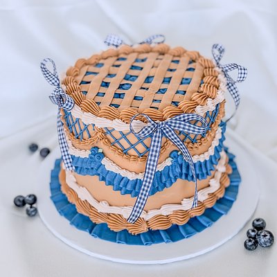 Luxury vintage Cakes / Highly Detailed Work 