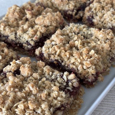 Raspberry Jam Filled Oatmeal Bars