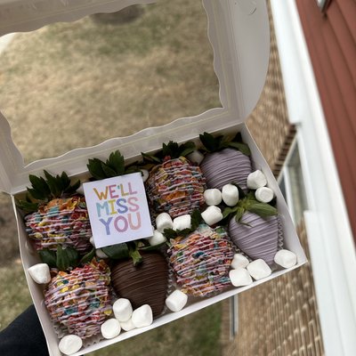 Custom (8) Strawberries 