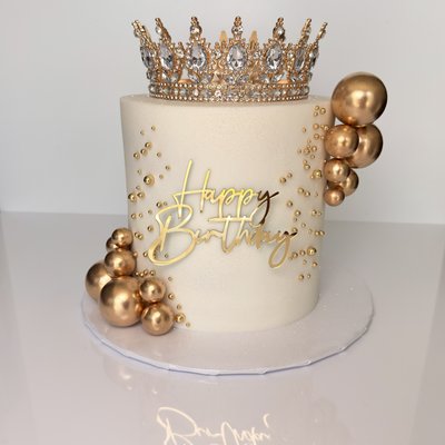 Custom Cake – 6” (Serves 10–14)