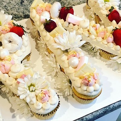 Cupcake Cake