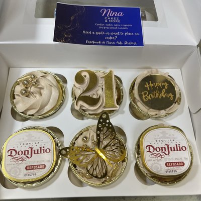 Premium Luxe Cupcakes 