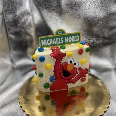 6 Month Milestone Cake 