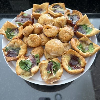 Raspberry Brie Bites