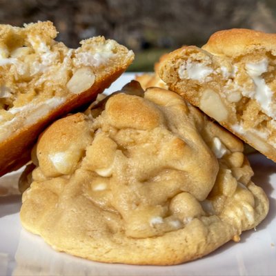 White Chocolate Macadamia