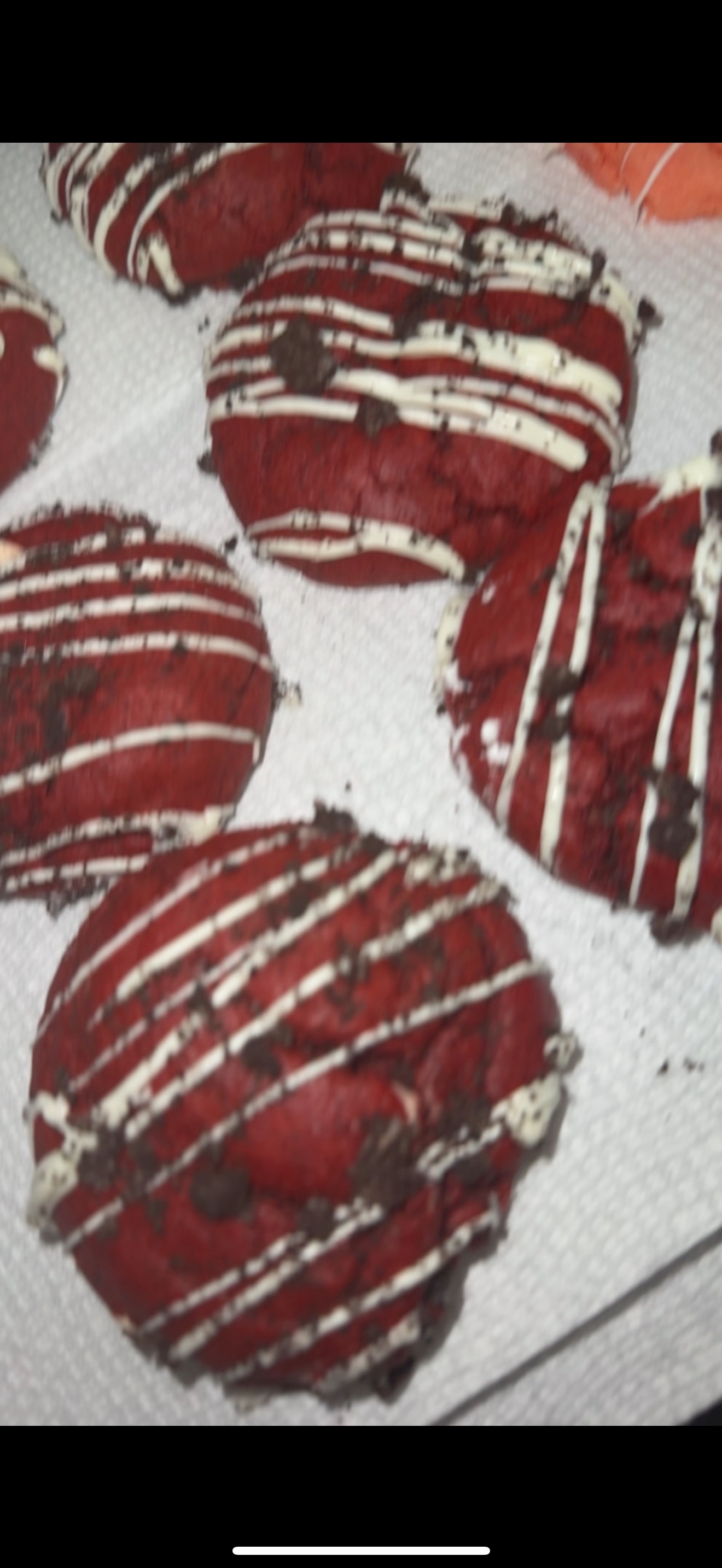 Oreo Red Velvet Cookies