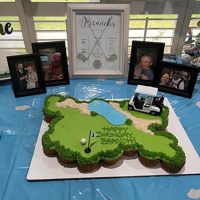 Cupcake cake (Great For Parties)