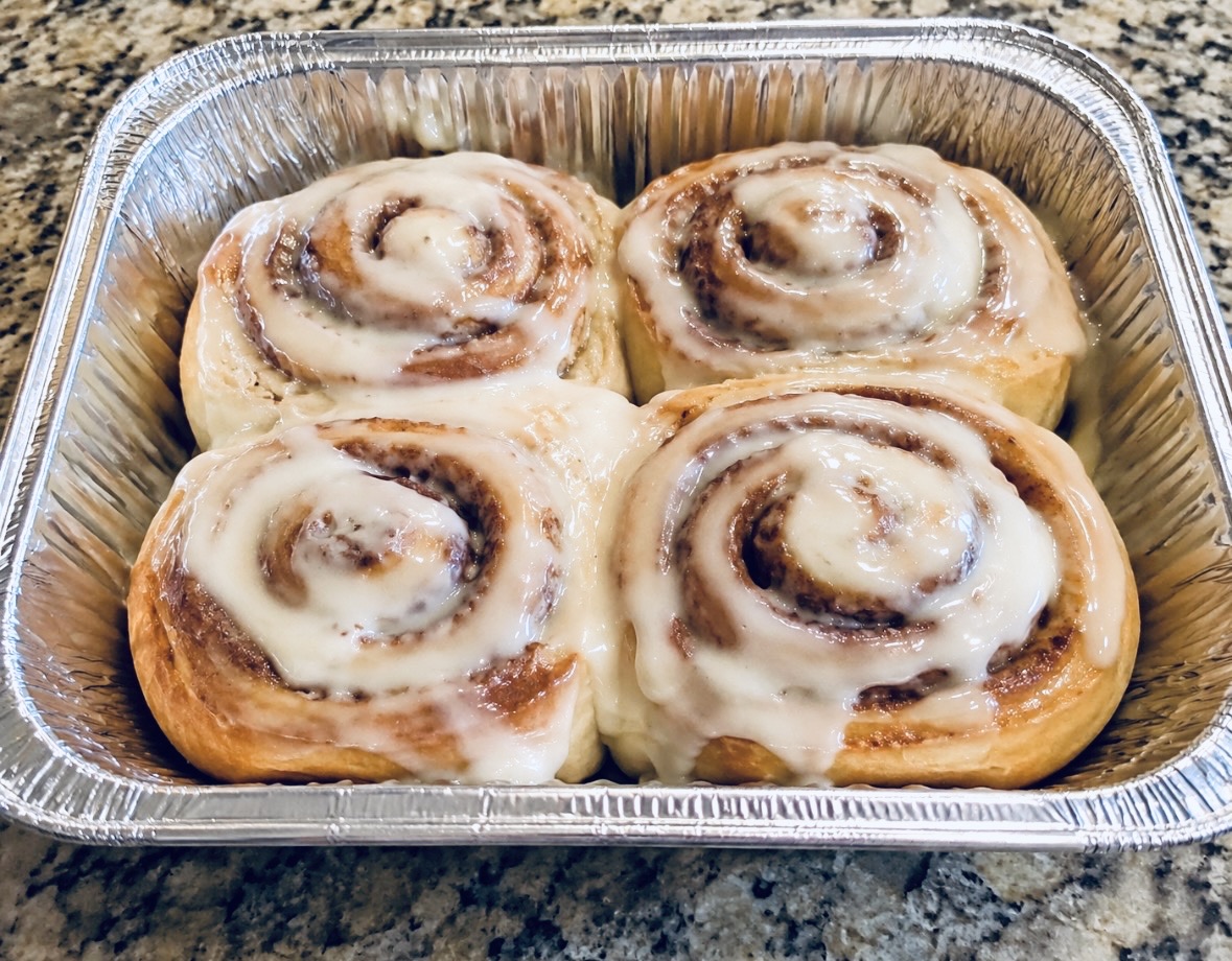 Cinnamon Rolls with Icing 