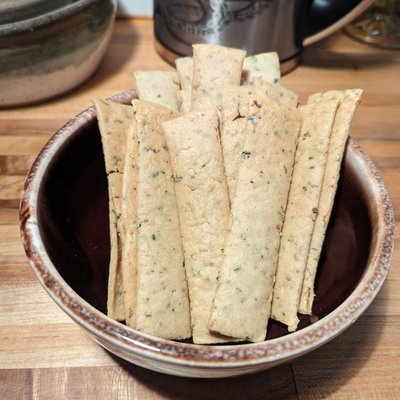Sourdough discard crackers 