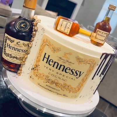 Grooms Cake