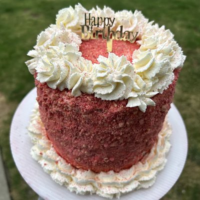 Strawberry Crunch Cake