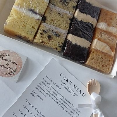 Tasting Box Small 4 Flavors Cake