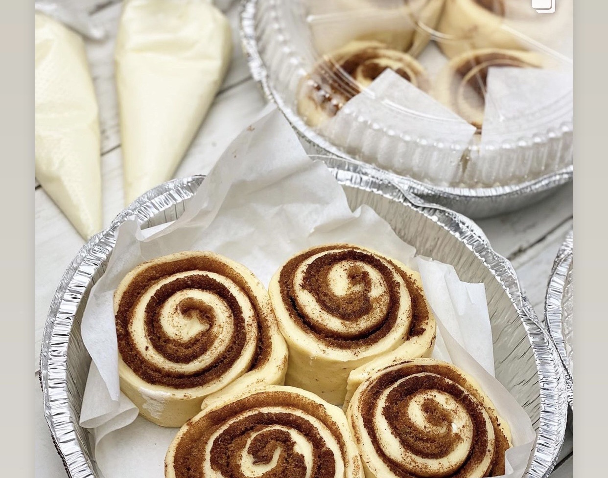 Pre-Order Cinnamon Rolls 4 Large Available 12/16 - 12/24