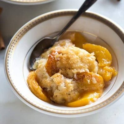 Homemade Peach Cobbler 