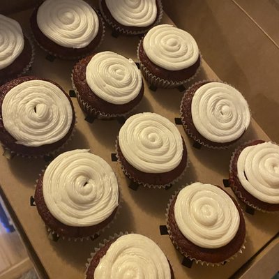 Vegan Red Velvet Cupcakes - 50 Count 