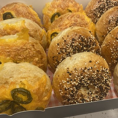 Dozen Bagelz
