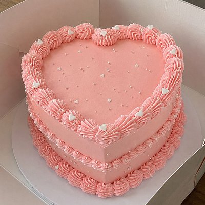 8 Inch, 2 Layer Heart Cake