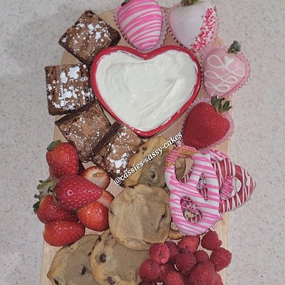 Dessert Charcuterie Board Small
