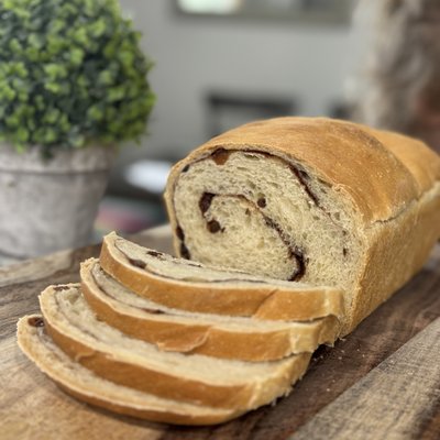 Cinnamon Raisin Swirl Sandwich Bread
