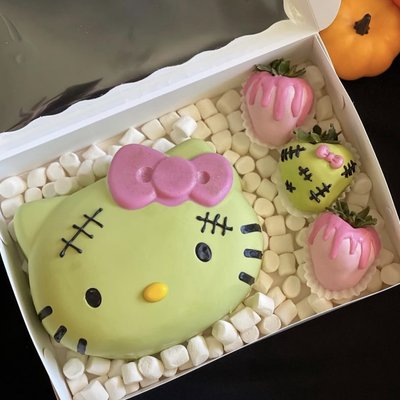 Breakable Halloween hello Kitty 