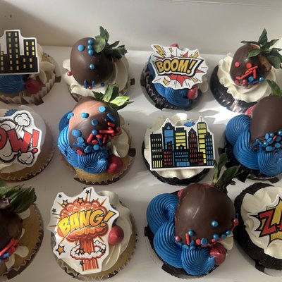 One Dozen Luxe Cupcakes