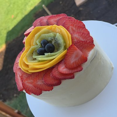 6” Spring Fling Heart Cake (10-12 Servings) 