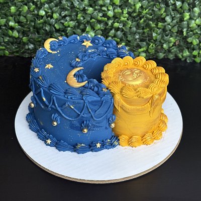 6” Sun & Moon Cake