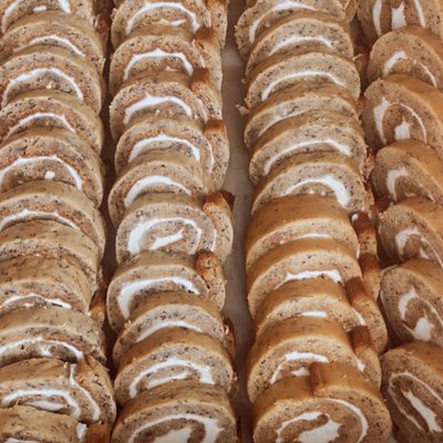 BANANA ROLLS 