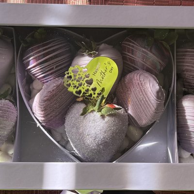 Mom Treat Box 
