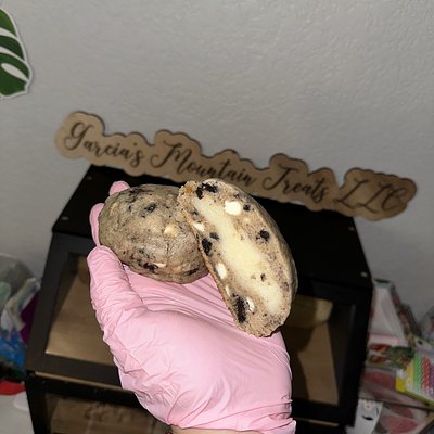 Oreo Cheesecake Cookies
