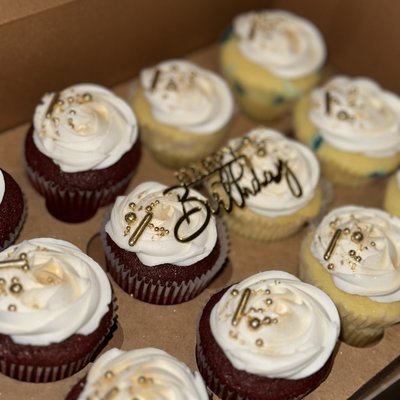 Dozen Cupcakes 