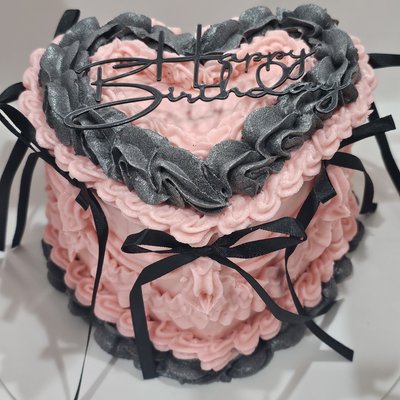 6in Heart Cake