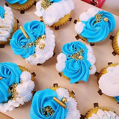 Custom cupcakes 
