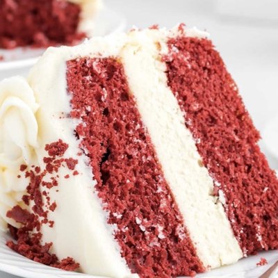 Red Velvet Cheesecake Cake