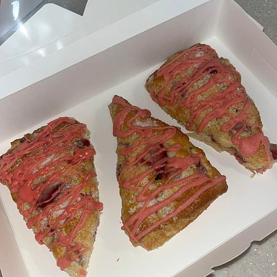 Strawberry Scones 