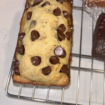 Classic Banana Bread W/ Chocolate Chips Full