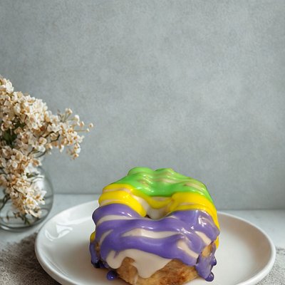 Mini King Cake Bundt Single