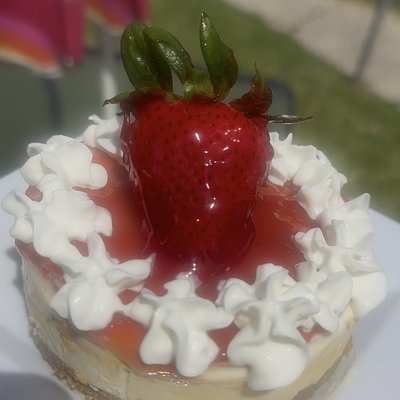 Strawberry Cheesecake Bowl 